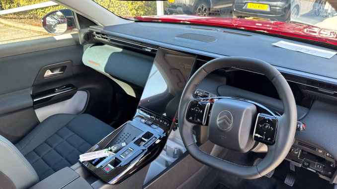 Citroen C5 Aircross 1.2 Hybrid 145 Plus 5dr Auto Petrol Hatchback - Image 11